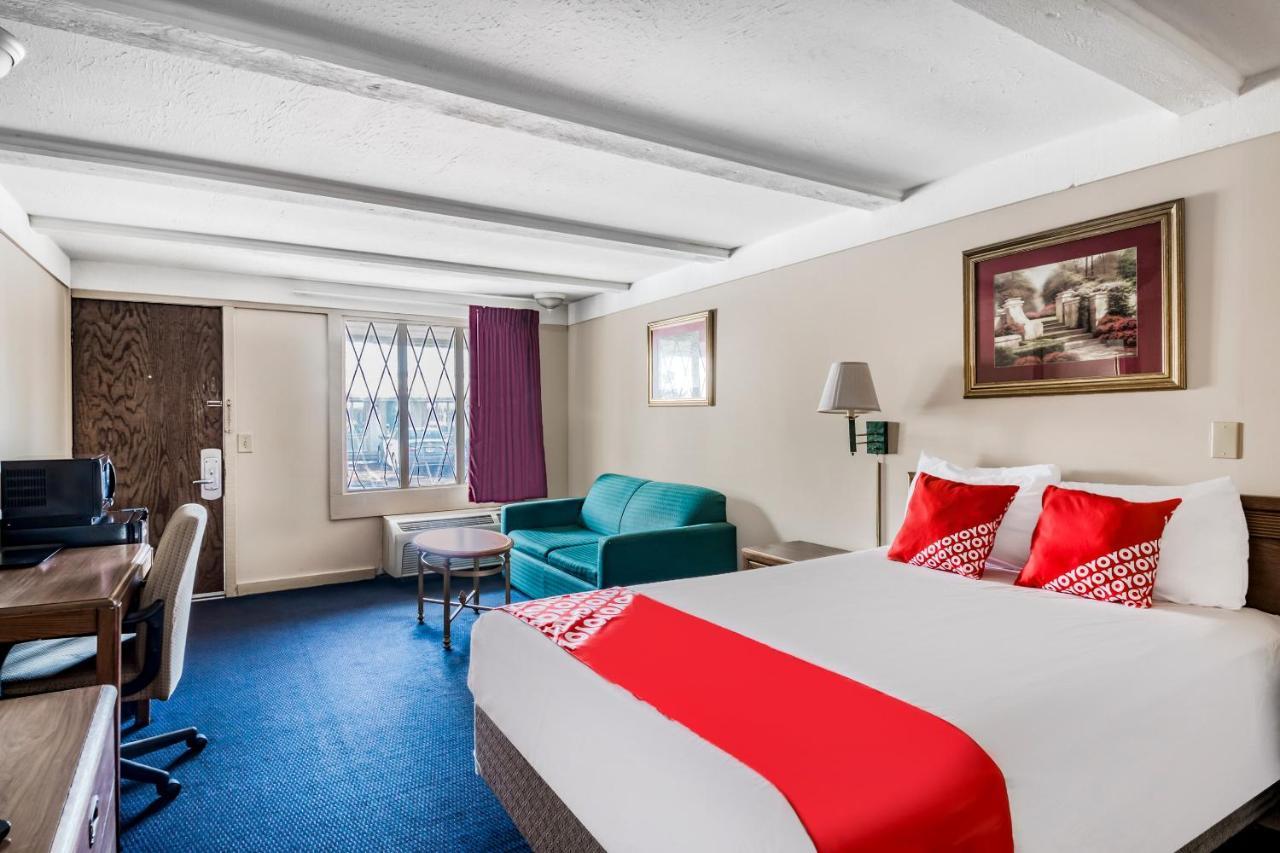 Oyo Hotel Wadsworth Oh I-76 Экстерьер фото
