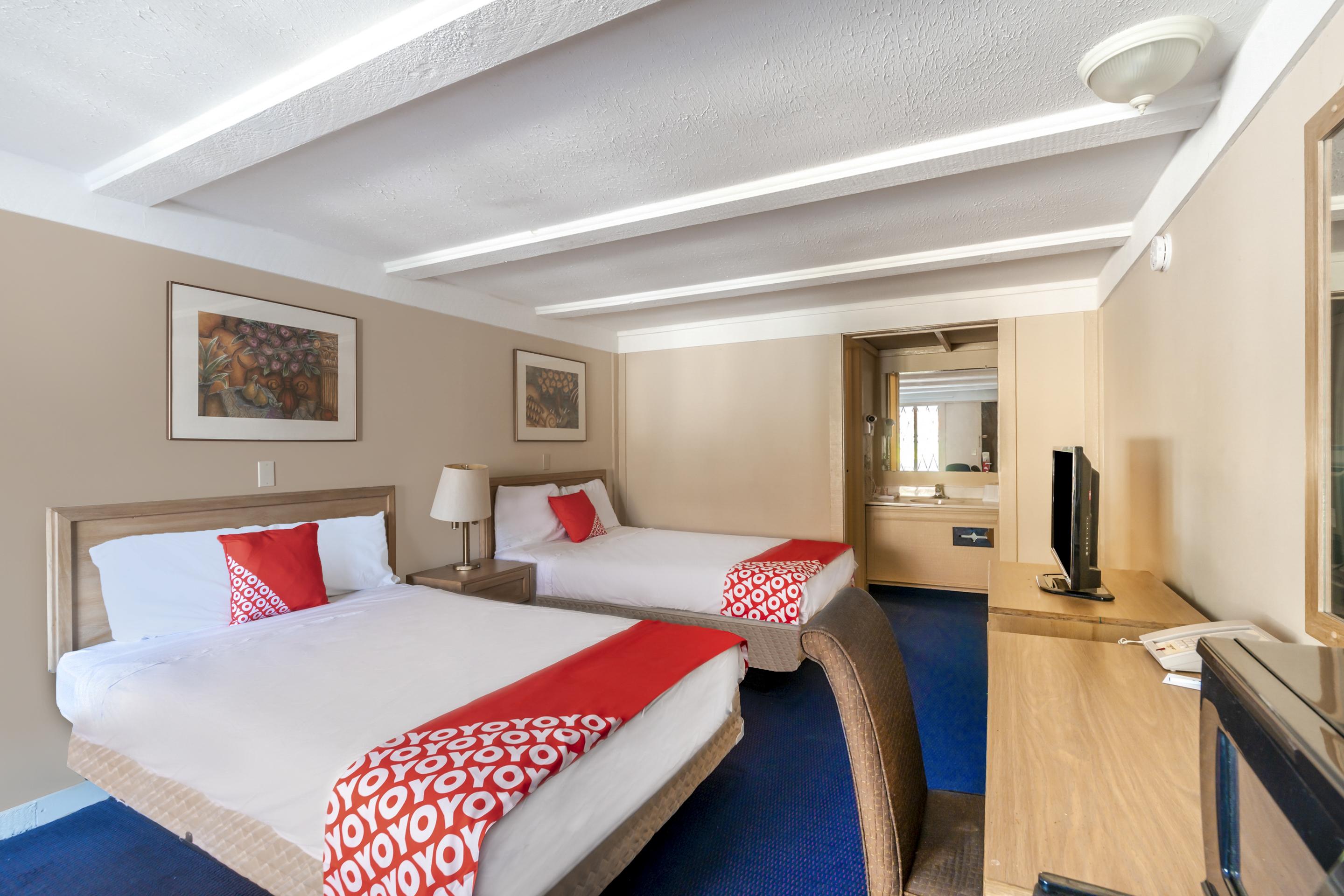 Oyo Hotel Wadsworth Oh I-76 Экстерьер фото