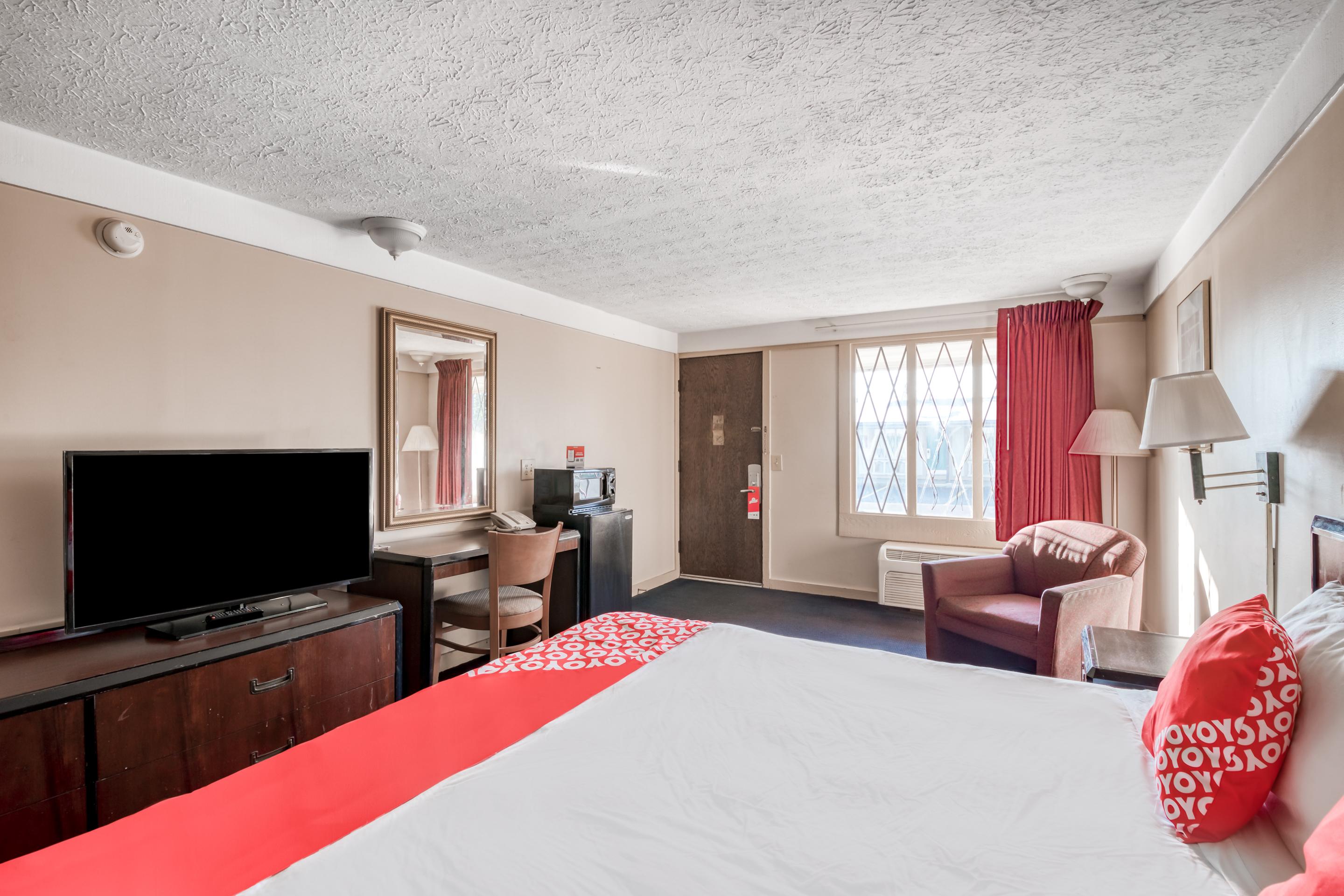 Oyo Hotel Wadsworth Oh I-76 Экстерьер фото