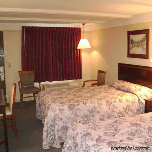 Oyo Hotel Wadsworth Oh I-76 Номер фото