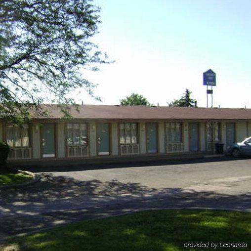 Oyo Hotel Wadsworth Oh I-76 Экстерьер фото