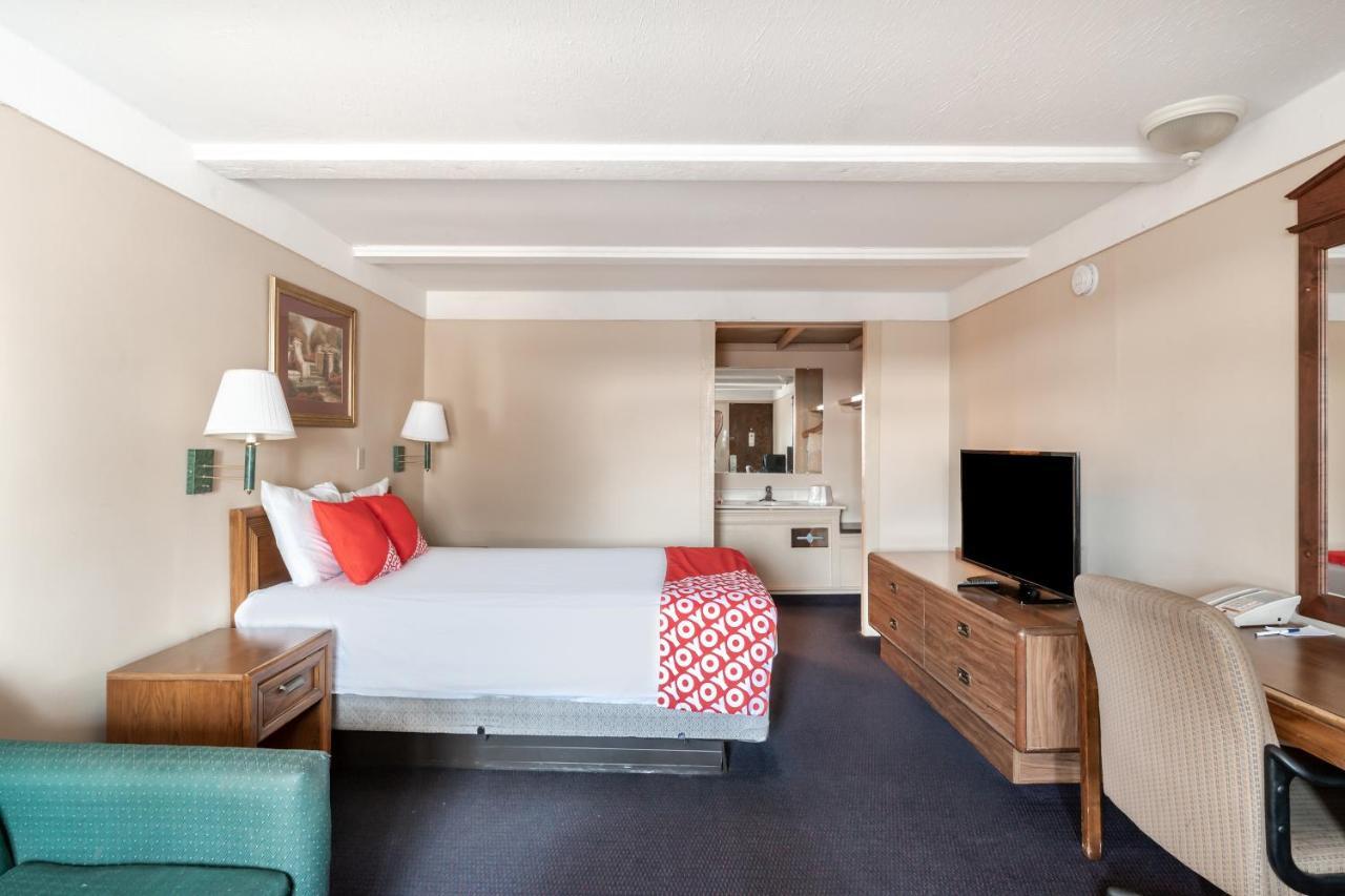 Oyo Hotel Wadsworth Oh I-76 Экстерьер фото